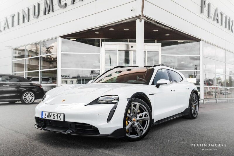 Vit Begagnad 2021 Porsche Taycan Turbo S Cross Turismo Sedan | 1 149 000 kr - Bild 1/4