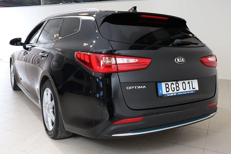 Begagnad Kia Optima Advance 205 HK (150 kW) 2019 Svart Kombi