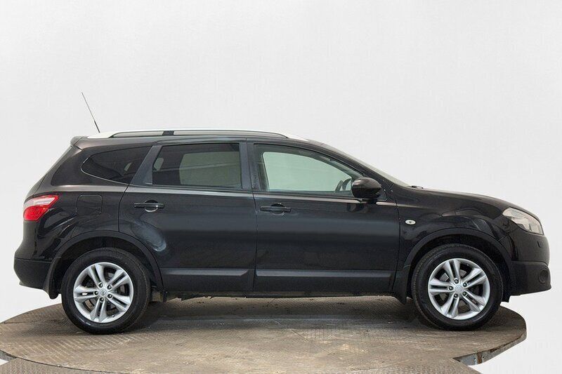 Svart Begagnad 2012 Nissan Qashqai +2 SUV | 67 900 kr (Marknadspris) - Bild 1/3
