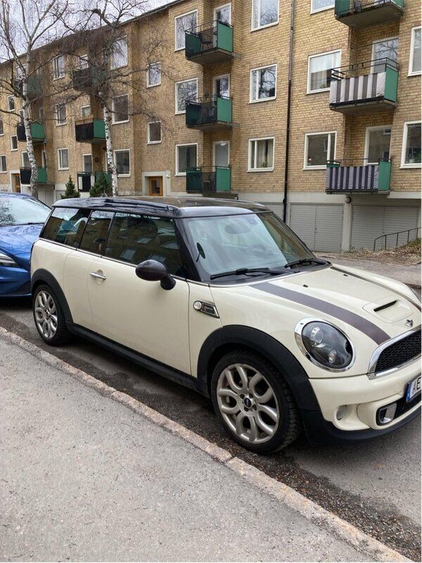 Vit Begagnad 2012 Mini Cooper SD Clubman Kombi | 90 000 kr - Bild 1/4