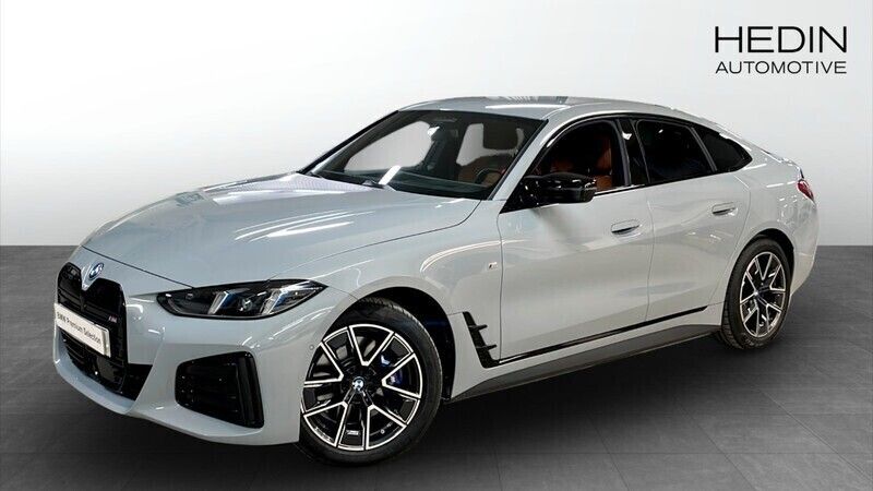 Grå (grey) Begagnad 2024 BMW i4 Comfort Edition Sedan | 709 700 kr (Dyr) - Bild 1/4
