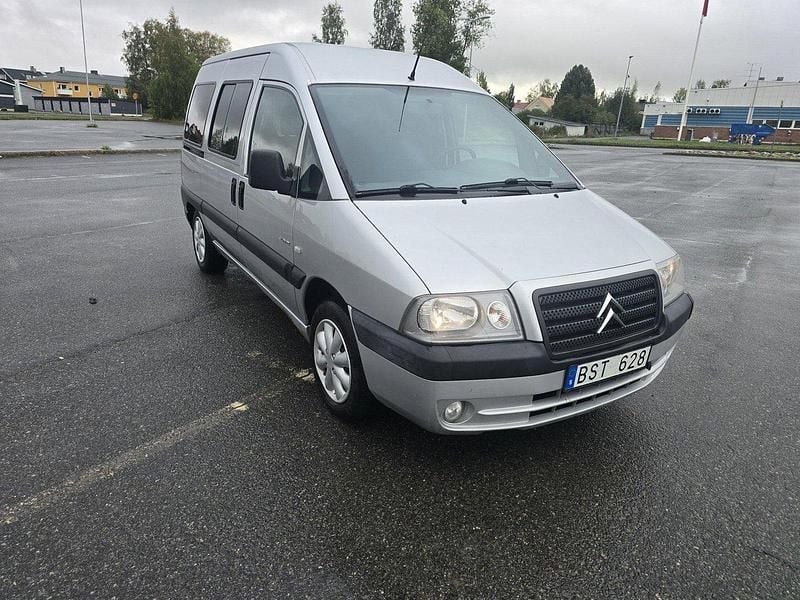 Silver Begagnad 2005 Citroën Jumpy Minibuss | 47 000 kr - Bild 1/4