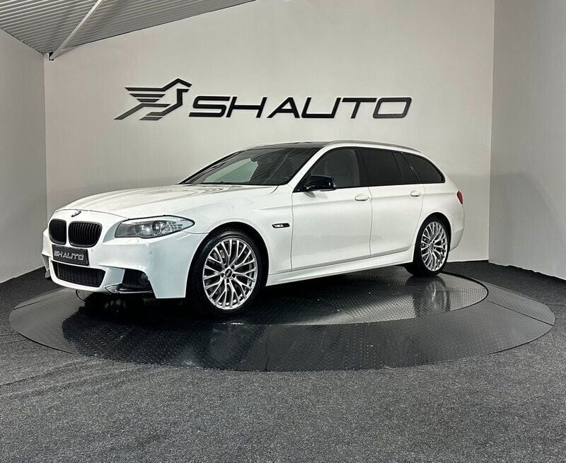 Vit Begagnad 2012 BMW 530 M Sport Kombi | 124 900 kr (Marknadspris) - Bild 1/4