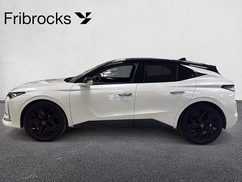 Begagnad DS Automobiles DS4 Performance Line Plus 131 HK (96 kW) 2023 Vit SUV