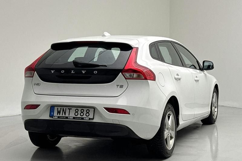 Begagnad Volvo V40 122 HK (89 kW) 2016 Vit