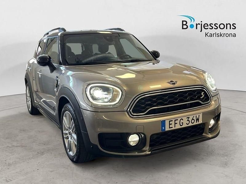Begagnad Mini Cooper Countryman 227 HK (166 kW) 2019 Grå SUV