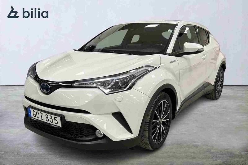 Begagnad Toyota C-HR 2018 Vit SUV