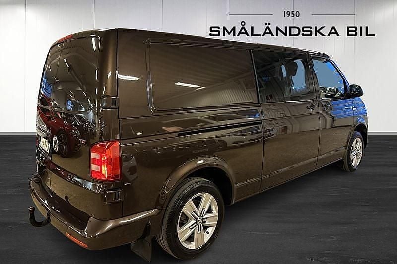 Begagnad VW T6 150 HK (110 kW) 2018 Brun Van