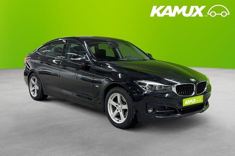 Begagnad BMW 320 190 HK (139 kW) 2016 Svart Halvkombi