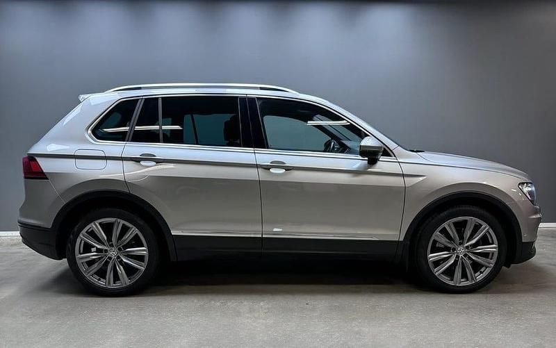 Begagnad VW Tiguan 190 HK (139 kW) 2019 Grå SUV