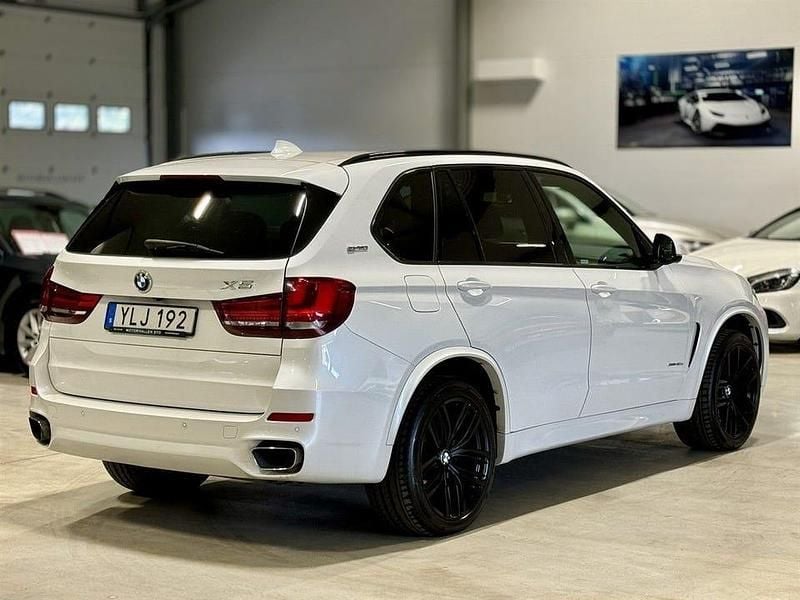 Begagnad BMW X5 M Sport 313 HK (230 kW) 2017 Vit metallic SUV