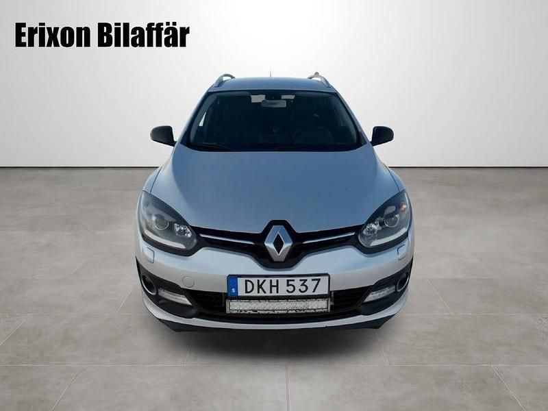 Begagnad Renault Mégane III LIMITED 110 HK (80 kW) 2015 Silver