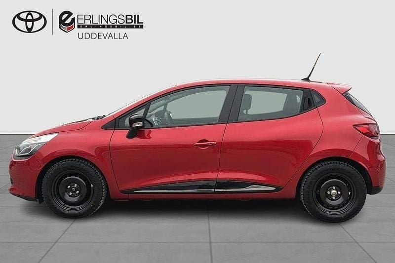 Begagnad Renault Clio IV 90 HK (66 kW) 2012 Röd Halvkombi