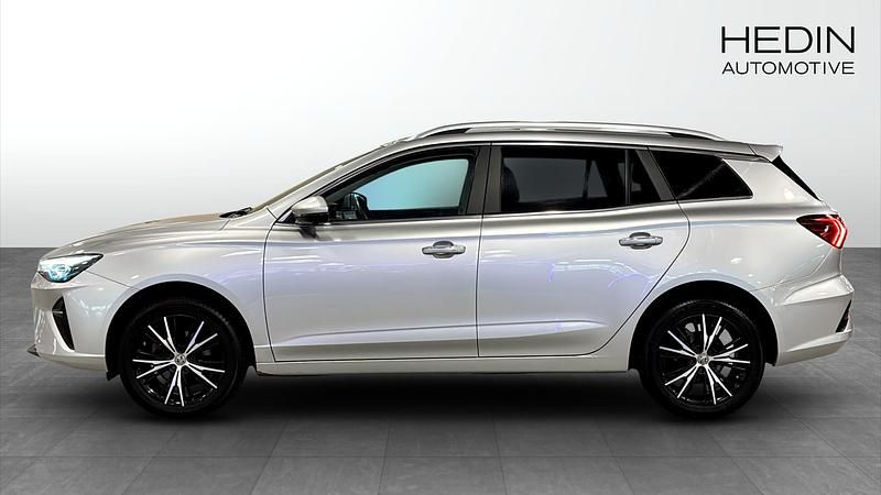 Begagnad MG MG5 EV Luxury 114 kW (156 HK) 2022 Grå (grey) Kombi