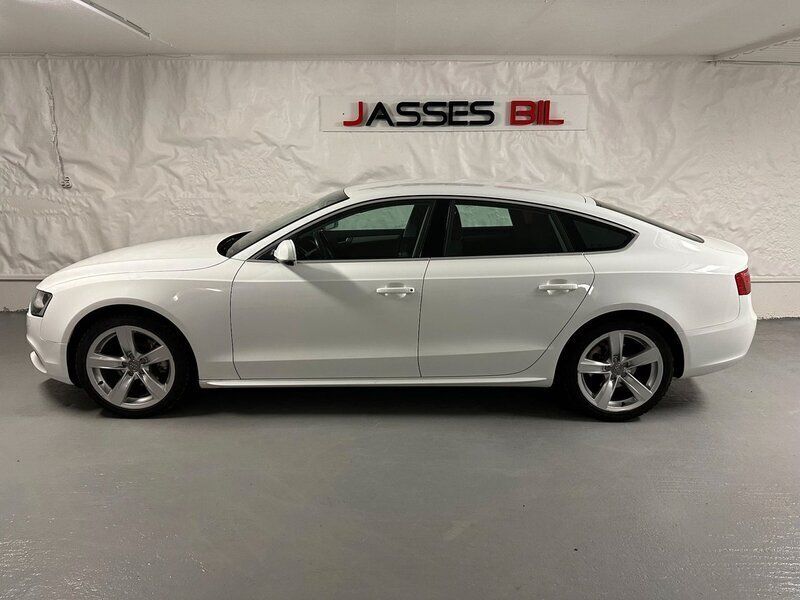 Vit Begagnad 2012 Audi A5 Sportback Comfort Halvkombi | 129 900 kr - Bild 1/1