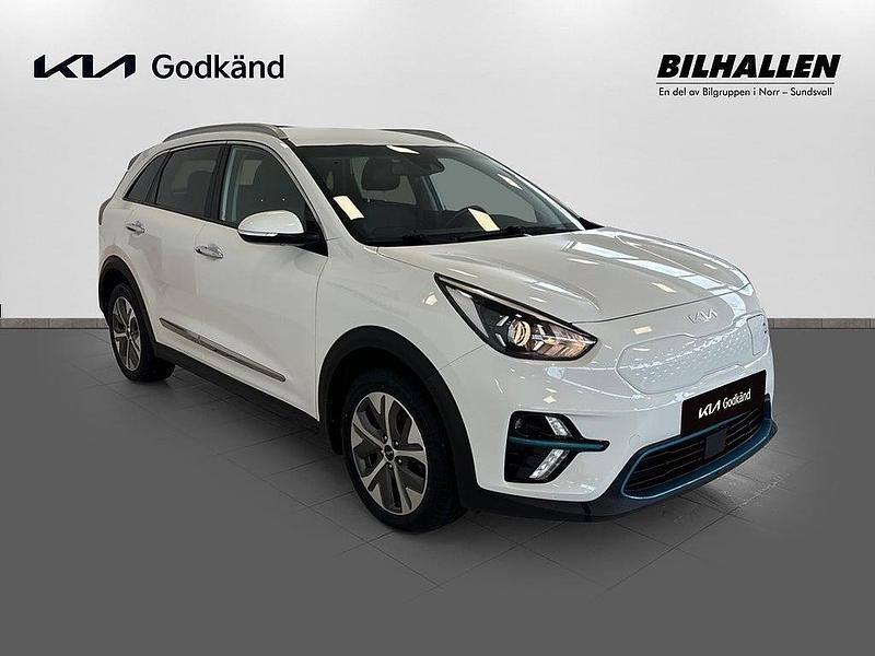 Begagnad Kia e-Niro Advance 150 kW (204 HK) 2021 Vit SUV