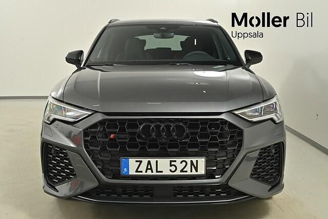 Begagnad Audi RS Q3 Design 400 HK (294 kW) 2022 Daytonagrå pärleffekt SUV