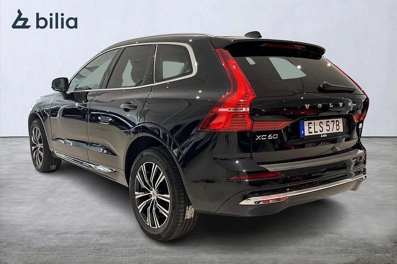 Begagnad Volvo XC60 Inscription 355 HK (261 kW) 2022 Svart SUV