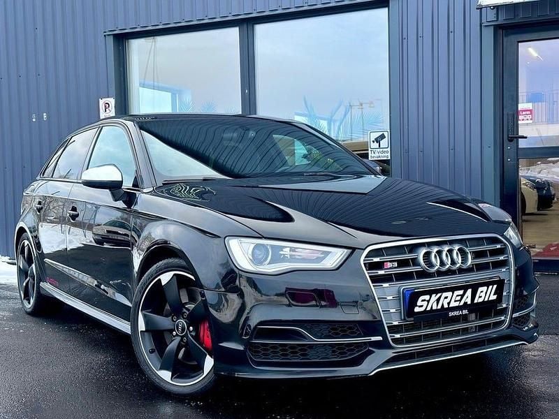 Begagnad Audi S3 301 HK (221 kW) 2015 Svart
