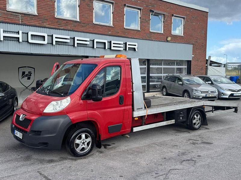 Röd Begagnad 2013 Peugeot Boxer Van | 169 000 kr - Bild 1/4