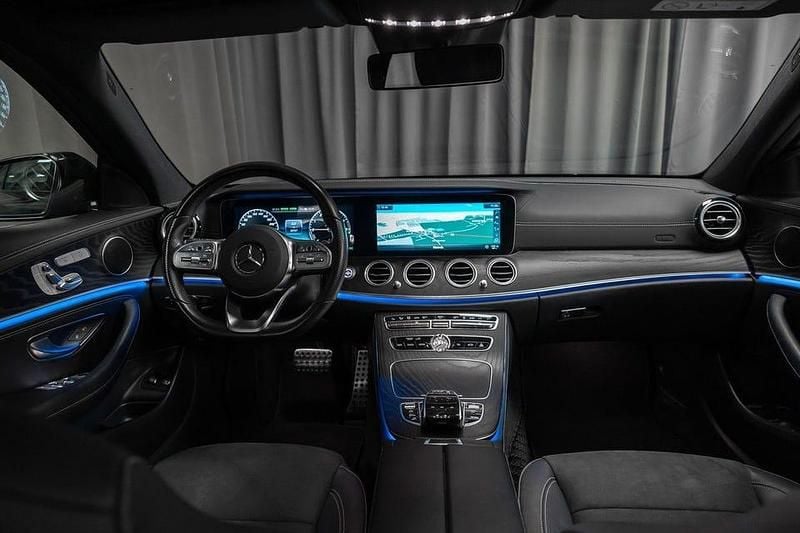 Begagnad Mercedes E300 AMG line 306 HK (225 kW) 2020 Svart Sedan