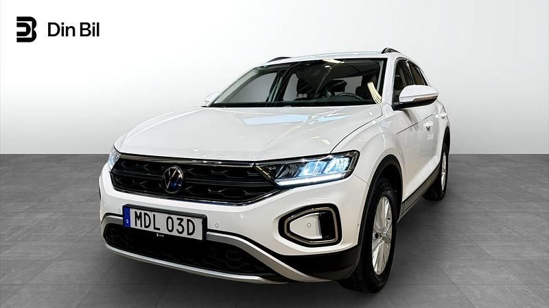 Vit (pure white) Begagnad 2022 VW T-Roc Pro SUV | 254 900 kr (Marknadspris) - Bild 1/4