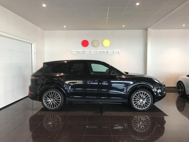 Svart Begagnad 2017 Porsche Cayenne S SUV | 449 900 kr - Bild 1/4