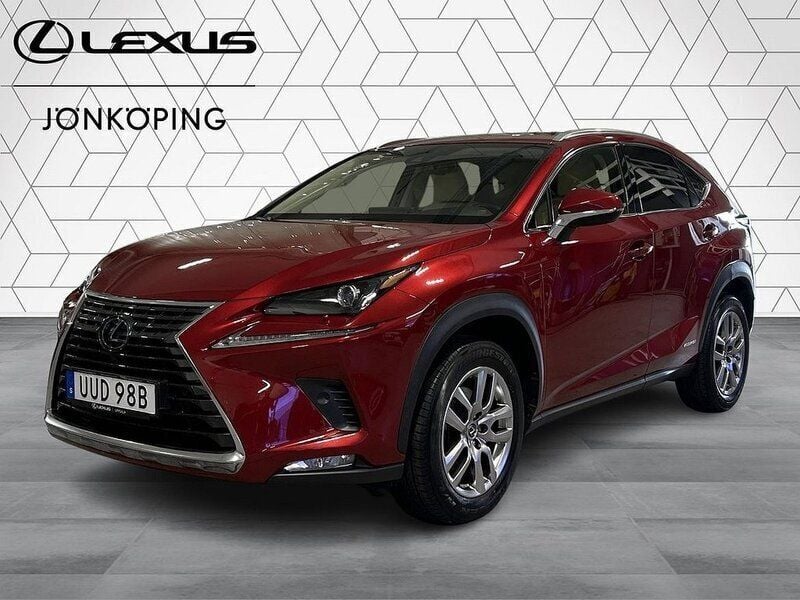 Röd Begagnad 2020 Lexus NX300h Executive Line SUV | 359 900 kr (Marknadspris) - Bild 1/3