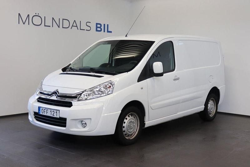 Vit Begagnad 2016 Citroën Jumpy Minibuss | 99 900 kr (Marknadspris) - Bild 1/4