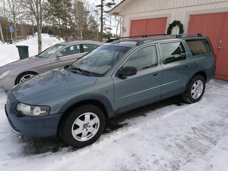 Begagnad Volvo XC70 200 HK (147 kW) 2002 Gröngrå Kombi