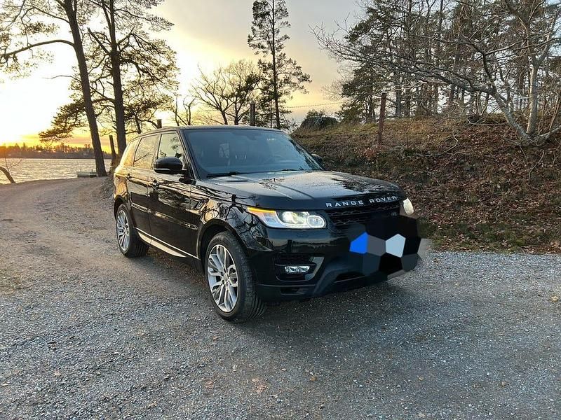 Svart Begagnad 2015 Land Rover Range Rover SUV | 265 000 kr - Bild 1/4