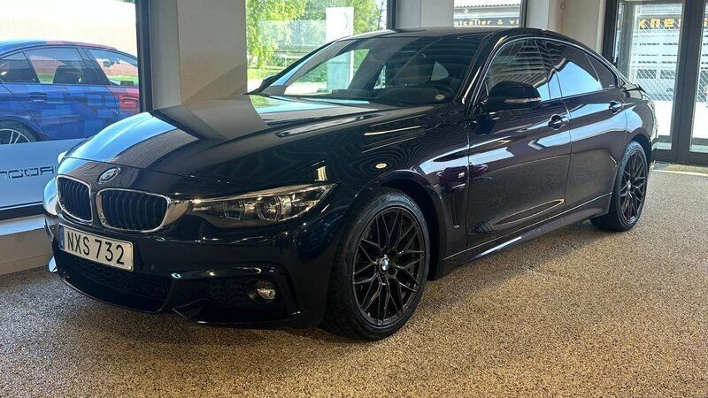 Svart Begagnad 2018 BMW 430 Gran Coupé M Sport Sportkupé | 299 900 kr (Marknadspris) - Bild 1/4