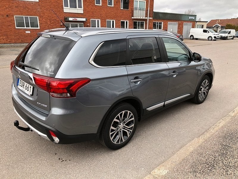 Såld Mitsubishi Outlander 2.2 DiD., begagnad 2016, 10 111