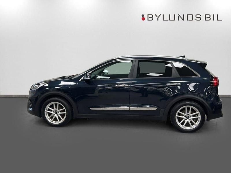 Begagnad Kia Niro Advance 141 HK (103 kW) 2021 Blå SUV