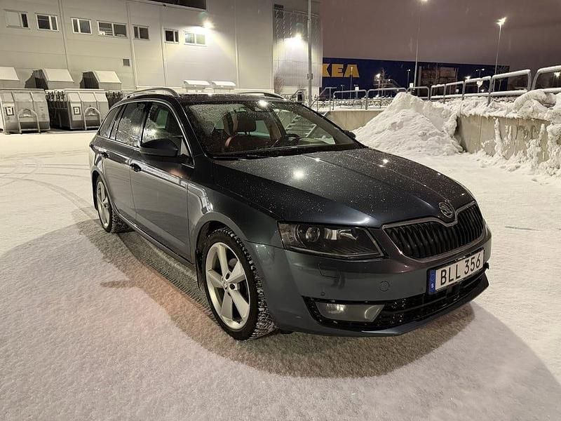 Begagnad 2014 Skoda Octavia Kombi | 69 900 kr (Bra pris) - Bild 1/4