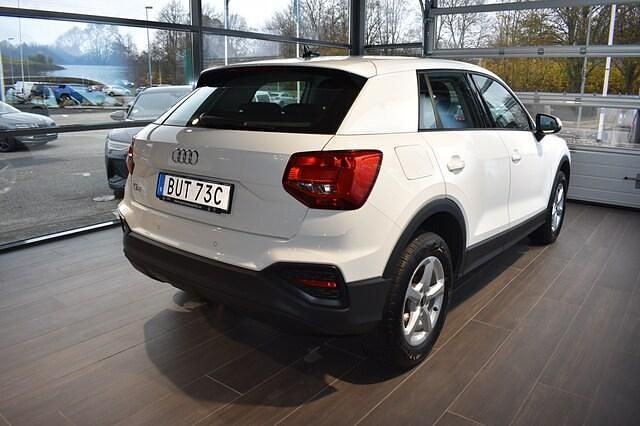 Begagnad Audi Q2 Proline 110 HK (80 kW) 2022 Vit SUV