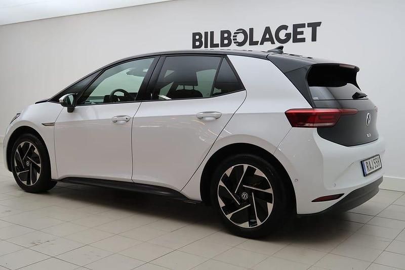Begagnad VW ID.3 Pro Performance 152 kW (207 HK) 2023 Vit Halvkombi
