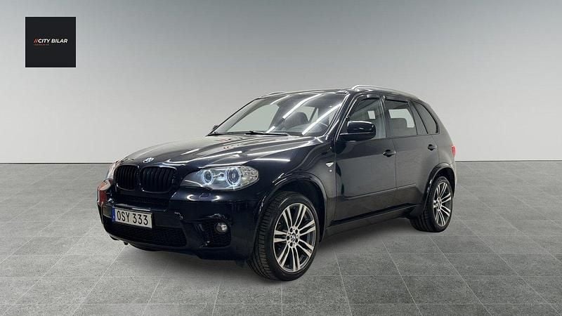 Svart Begagnad 2013 BMW X5 M Sport SUV | 249 900 kr (Marknadspris) - Bild 1/4