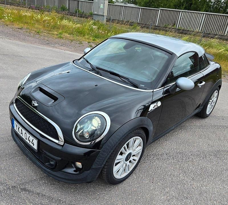 Svart Begagnad 2011 Mini Cooper S Halvkombi | 80 000 kr (Superpris) - Bild 1/4