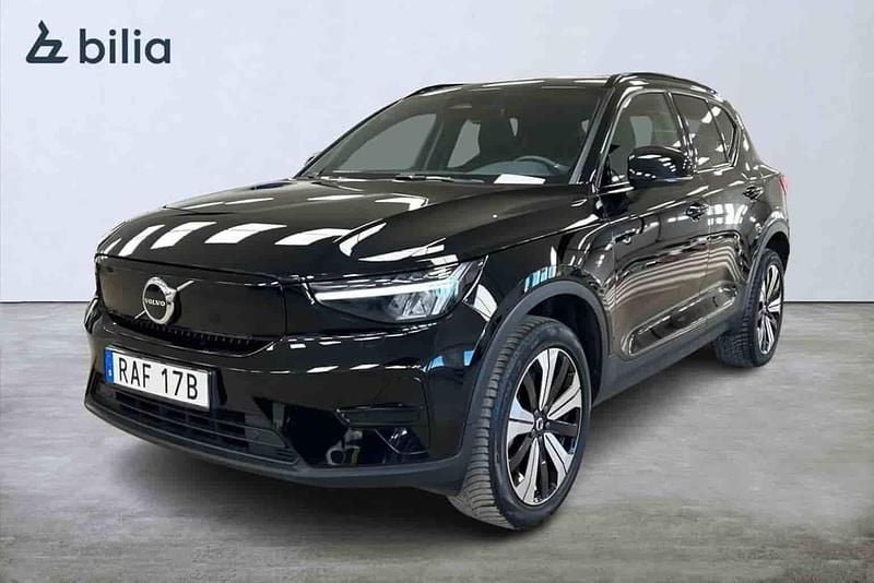 Svart Begagnad 2023 Volvo XC40 Single Motor SUV | 309 900 kr - Bild 1/1