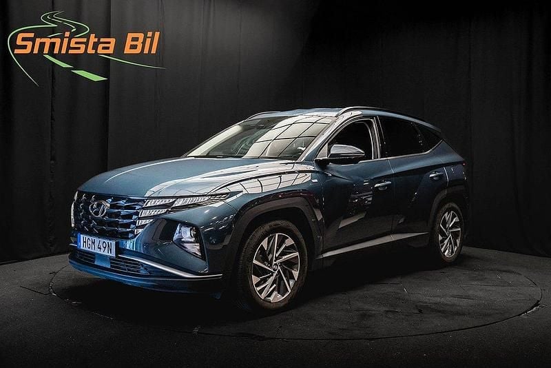 Blå Begagnad 2021 Hyundai Tucson Essential SUV | 269 799 kr (Marknadspris) - Bild 1/3
