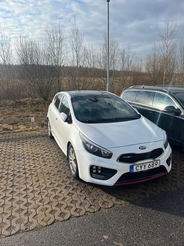 Begagnad Kia Ceed GT GT 204 HK (150 kW) 2015