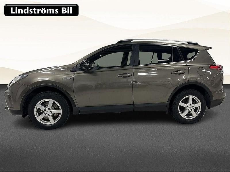 Begagnad Toyota RAV4 Hybrid Edition 200 HK (147 kW) 2018 Brun SUV