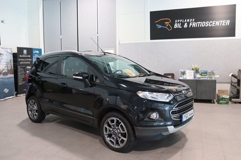 Svart (svart metallic) Begagnad 2017 Ford Ecosport Titanium SUV | 129 900 kr (Marknadspris) - Bild 1/4