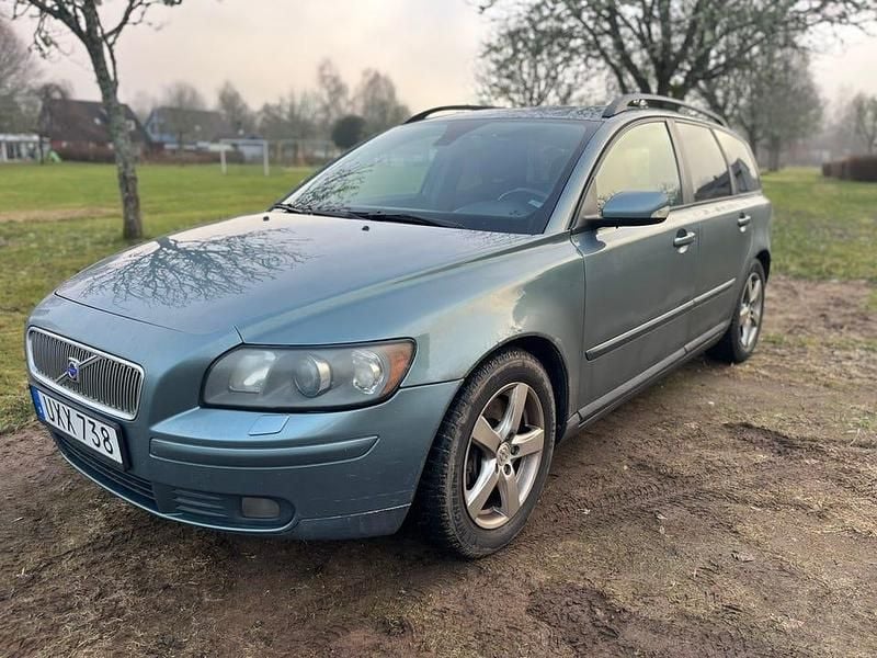 Begagnad 2004 Volvo V50 Kombi | 19 000 kr (Bra pris) - Bild 1/4