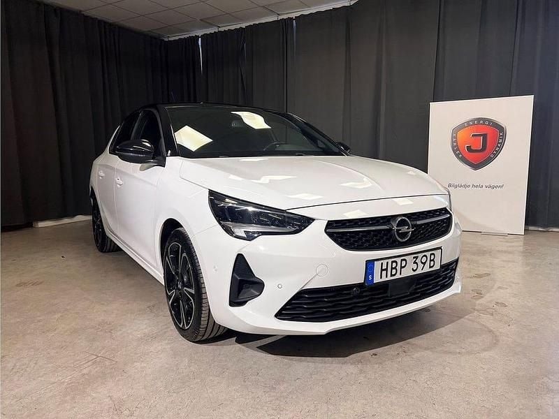 Vit Begagnad 2022 Opel Corsa Ultimate Halvkombi | 189 900 kr (Marknadspris) - Bild 1/4