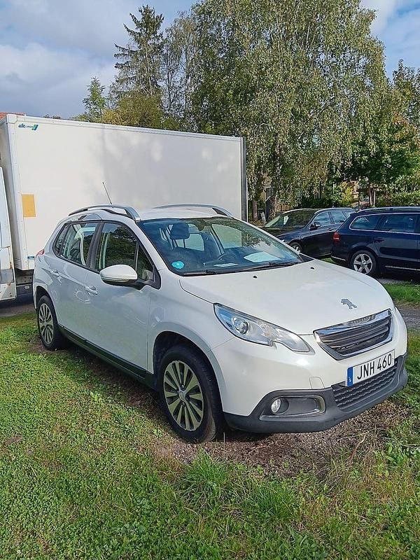 Vit Begagnad 2014 Peugeot 2008 SUV | 88 500 kr (Marknadspris) - Bild 1/4