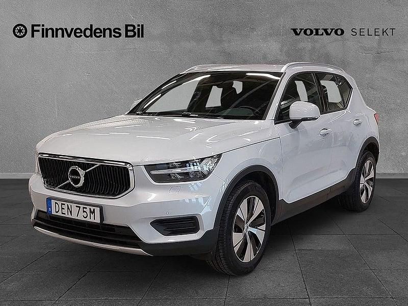 Silver Begagnad 2021 Volvo XC40 SUV | 319 000 kr (Marknadspris) - Bild 1/4