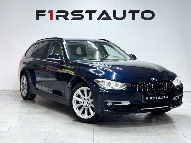 Blå Begagnad 2013 BMW 330 Kombi | 159 900 kr (Marknadspris) - Bild 1/4