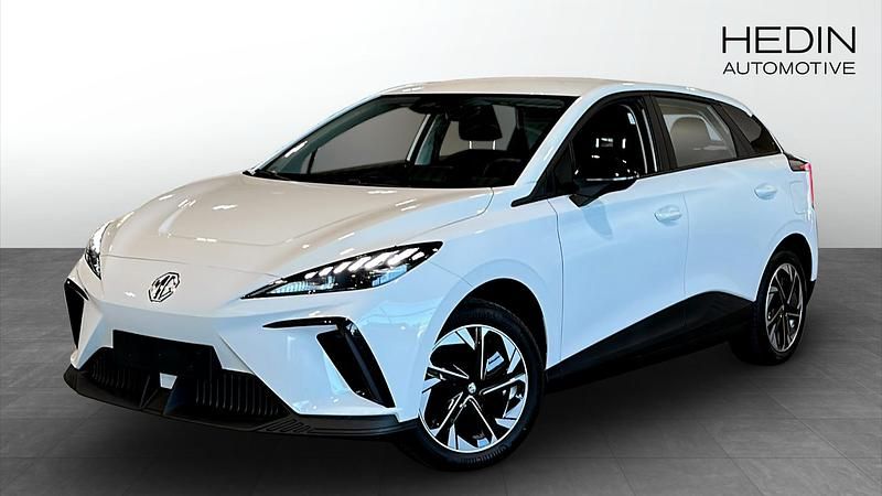 Vit Begagnad 2024 MG MG4 EV Halvkombi | 369 990 kr - Bild 1/4
